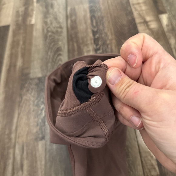 lululemon athletica Mauve Sports Bra - Picture 3 of 3